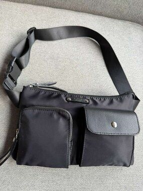 Tutilo New York Carry the Day Multi-Pocket
